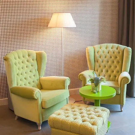 Metropole Hotel 4*