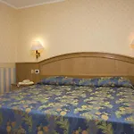 Metropole Hotel 4*
