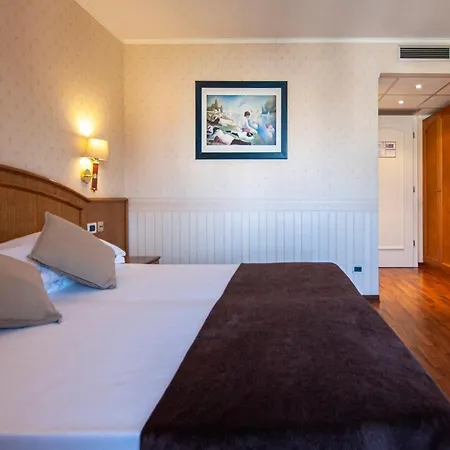 Metropole 4* Γκράντο