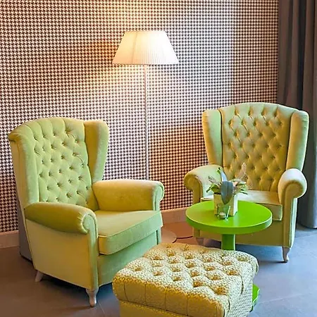 Metropole Hotel 4*