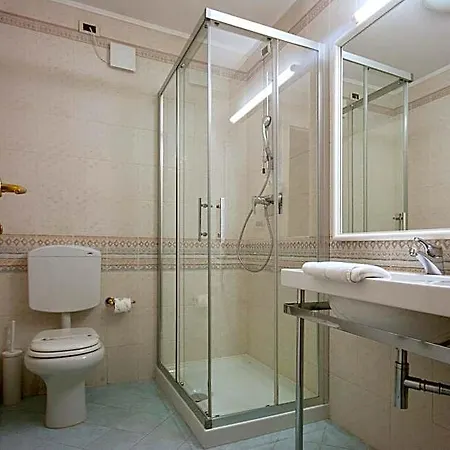 Metropole 4* Grado