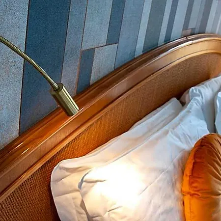 Metropole Hotel