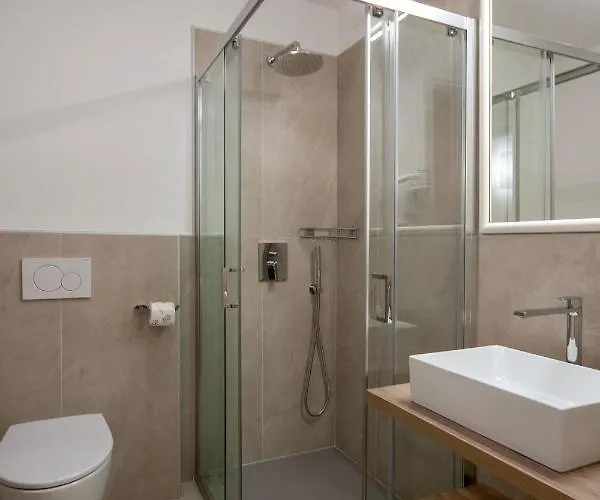 Metropole Szálloda 4*